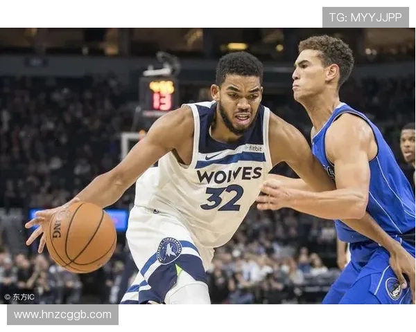 杜兰特：文班亚马应更多发挥内线优势